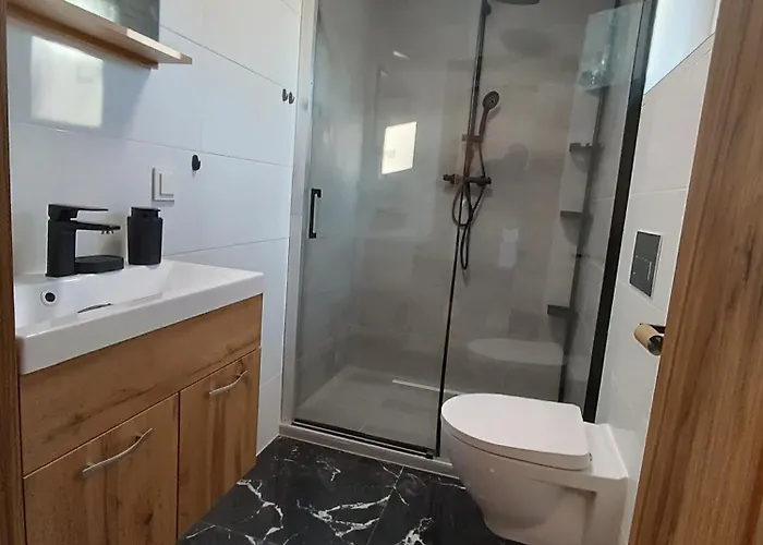 Blisko Morza I Autostrady S6 *